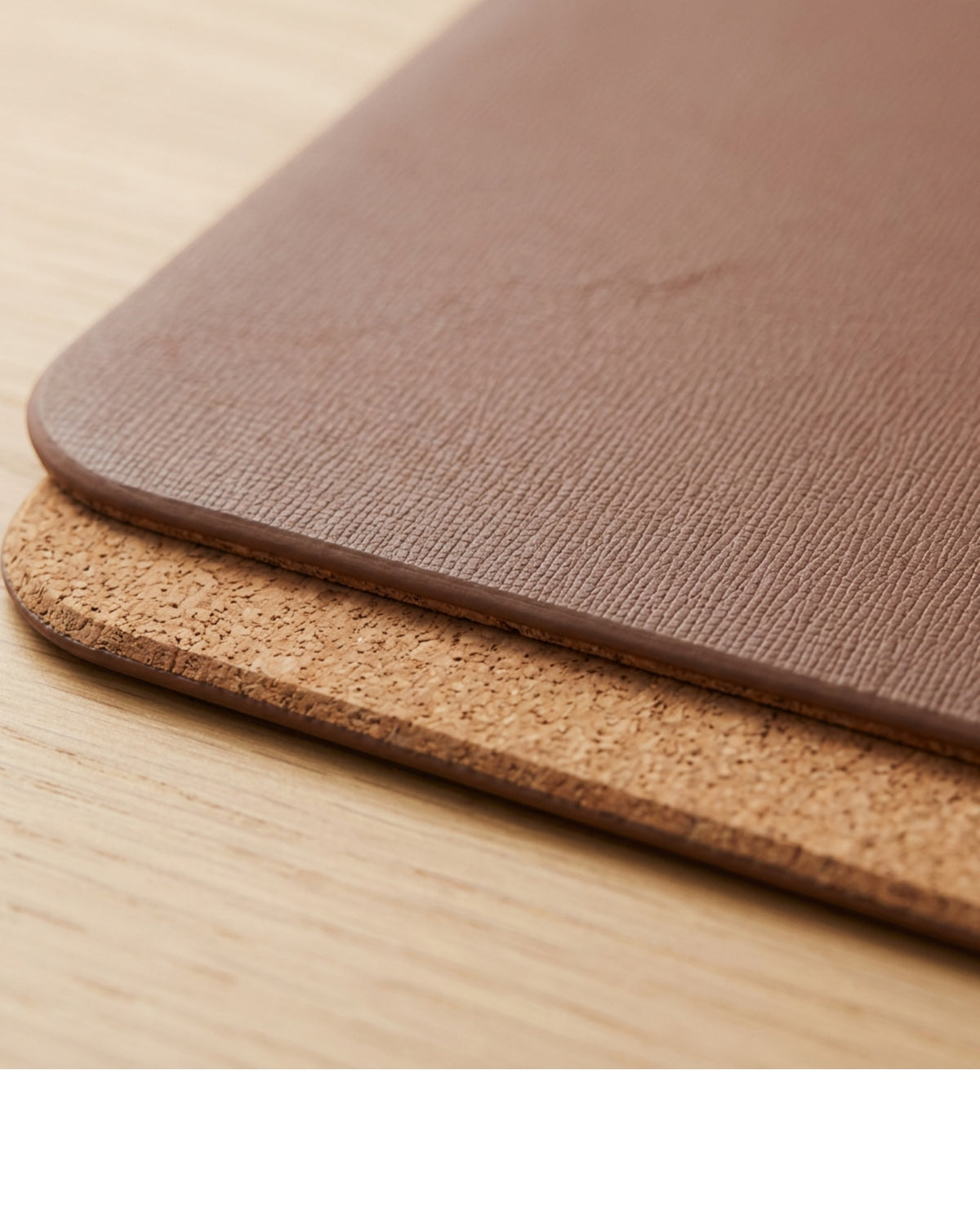 Qwfkv Reversible PU Leather Cork Mouse Pad Clay Brown - Detail view